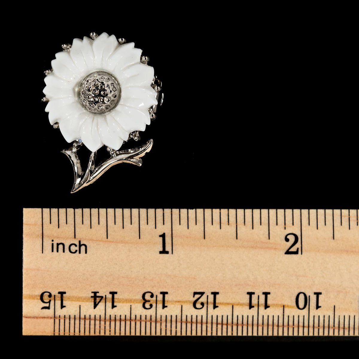 Vintage Crown Trifari White Daisy — Matching Set: Clip-On Earrings, Bracelet & Necklace