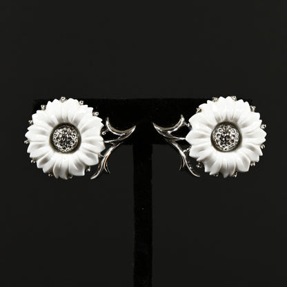 Vintage Crown Trifari White Daisy — Matching Set: Clip-On Earrings, Bracelet & Necklace