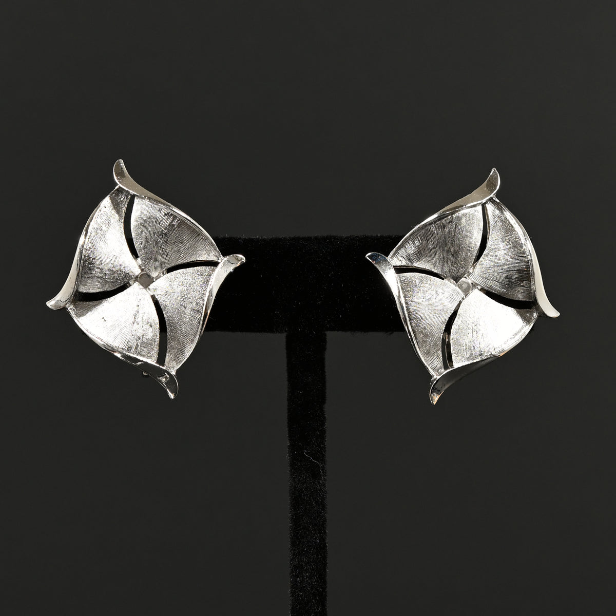 Vintage Crown Trifari Silver-Tone Abstract Pinwheel — Matching Set: Brooch & Clip-On Earrings