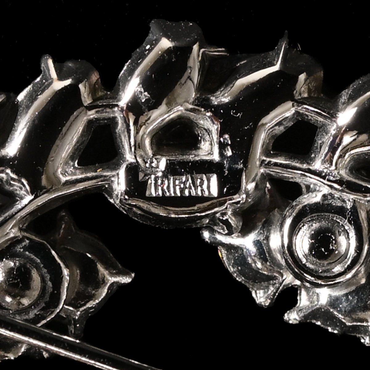 Vintage Crown Trifari Pink Rhinestone Wreath — Matching Set: Brooch & Clip-On Earrings