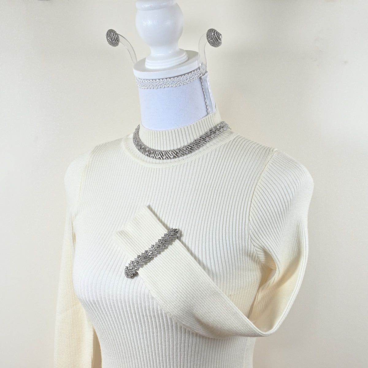 Vintage Crown Trifari Silver-Tone Textured Geometric — Matching Set: Clip-On Earrings, Bracelet & Necklace
